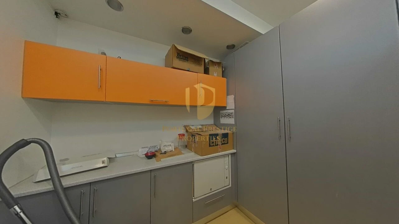 Loja para Venda em Olhão Foto 12