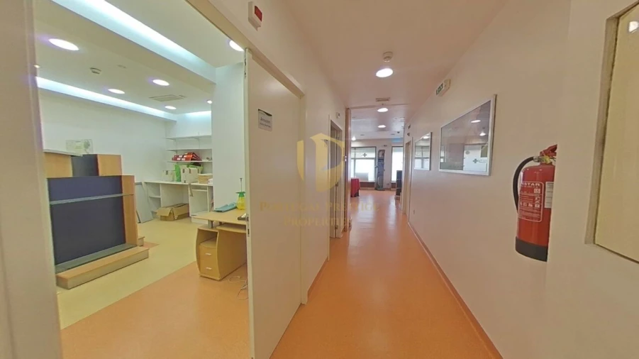 Loja para Venda em Olhão Foto 18