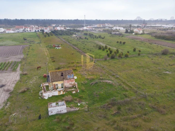 Terreno para Venda em Monte Gordo Foto 10