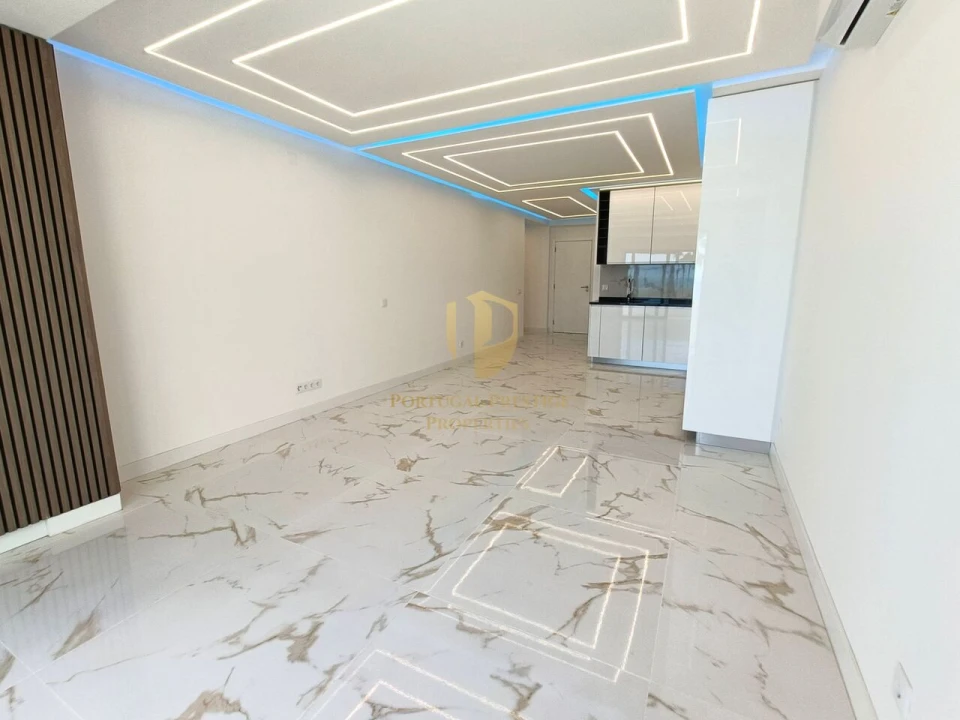Apartamento T2 para Venda em Quarteira Foto 11
