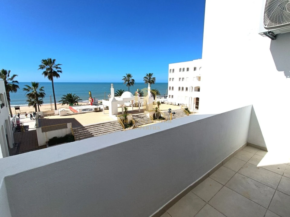 Apartamento T2 para Venda em Quarteira Foto 33