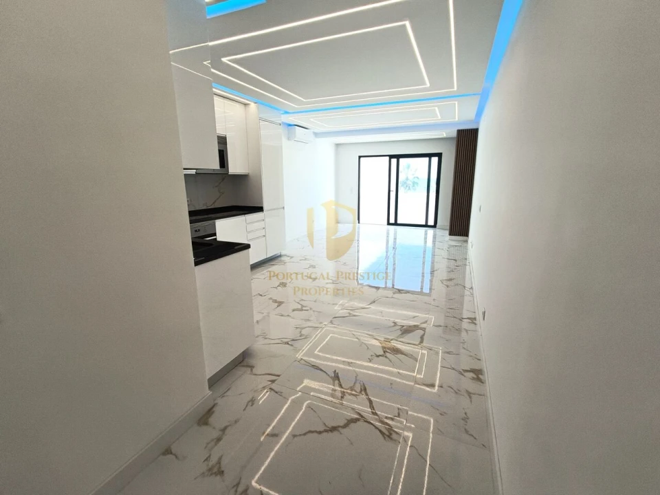 Apartamento T2 para Venda em Quarteira Foto 27