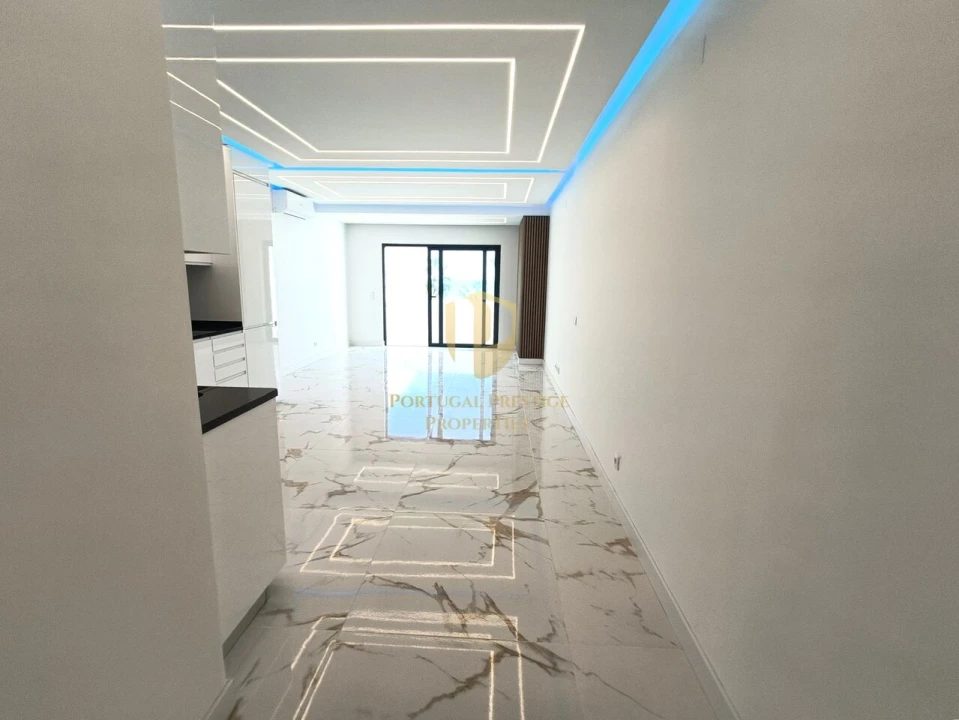 Apartamento T2 para Venda em Quarteira Foto 28