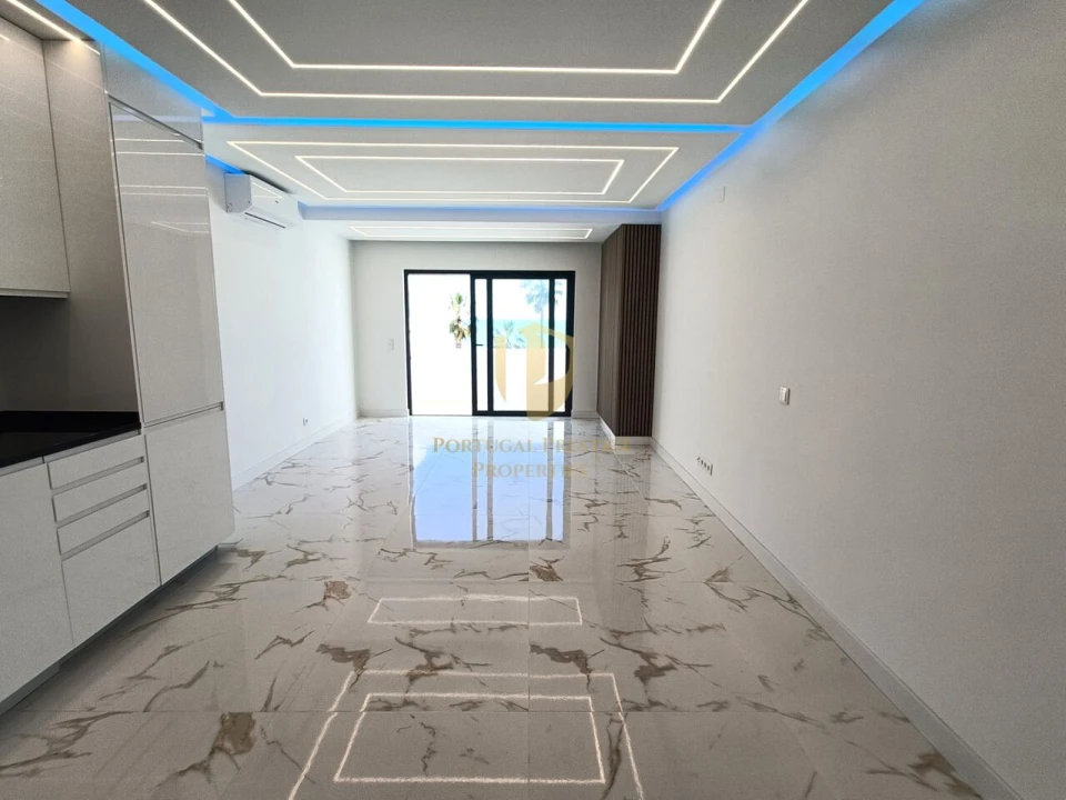 Apartamento T2 para Venda em Quarteira Foto 29