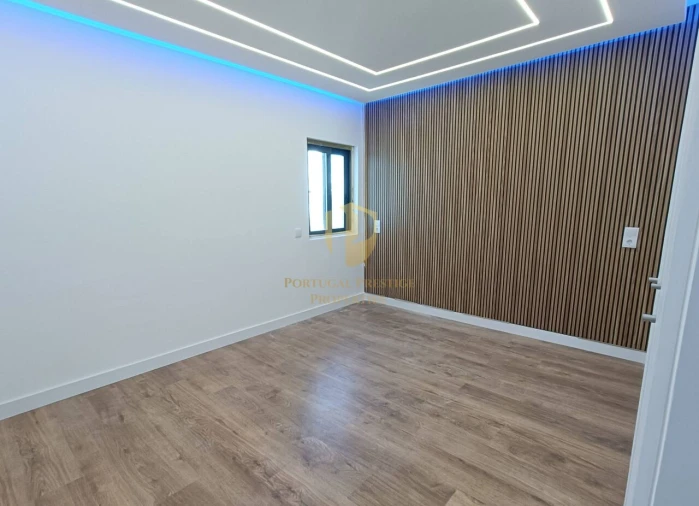 Apartamento T2 para Venda em Quarteira Foto 23