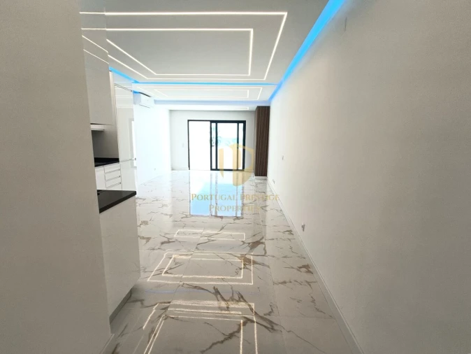 Apartamento T2 para Venda em Quarteira Foto 28