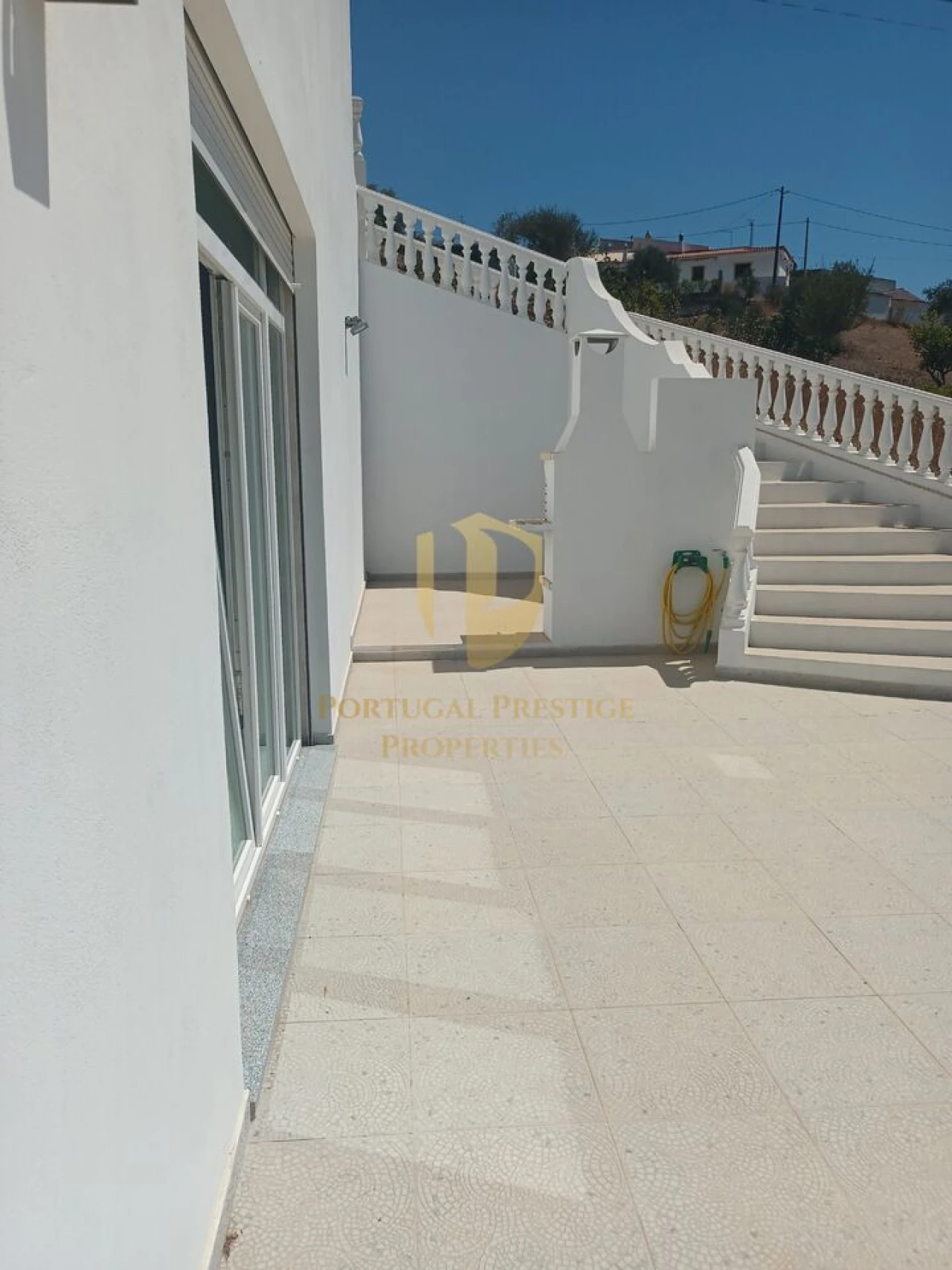 Moradia T5 para Venda em Portimão Foto 2