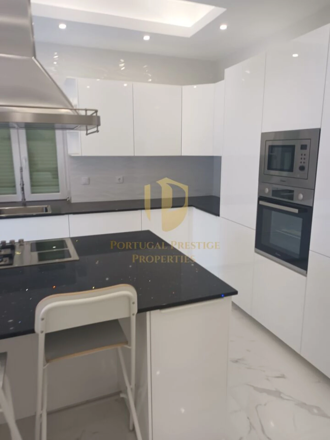 Moradia T5 para Venda em Portimão Foto 16