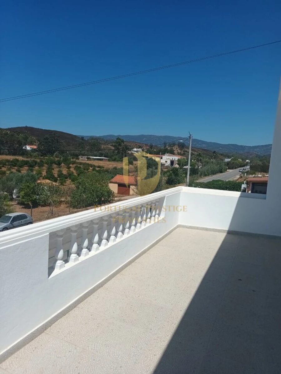 Moradia T5 para Venda em Portimão Foto 4