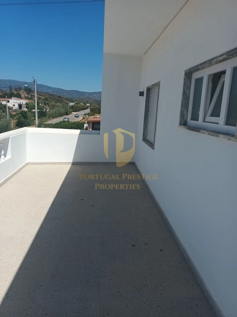 Moradia T5 para Venda em Portimão Foto 5