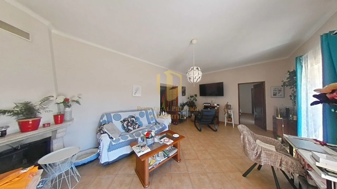 Moradia T3 para Venda em Boliqueime Foto 6