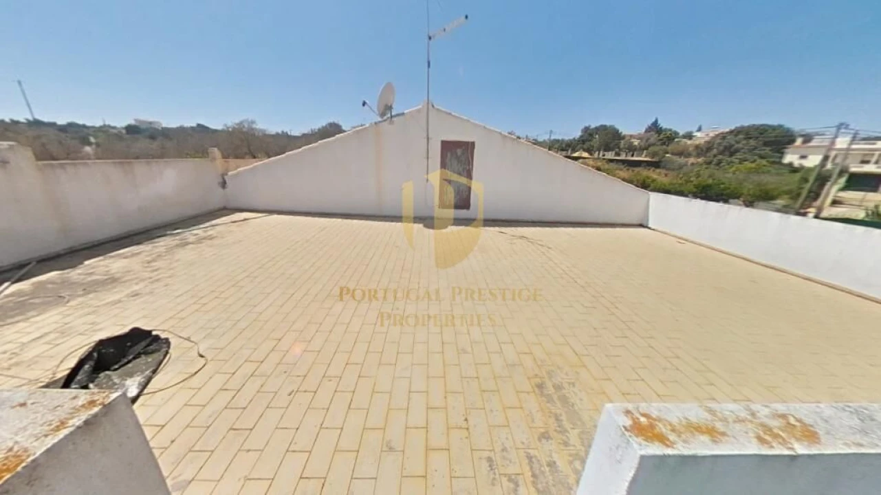 Moradia T3 para Venda em Boliqueime Foto 3