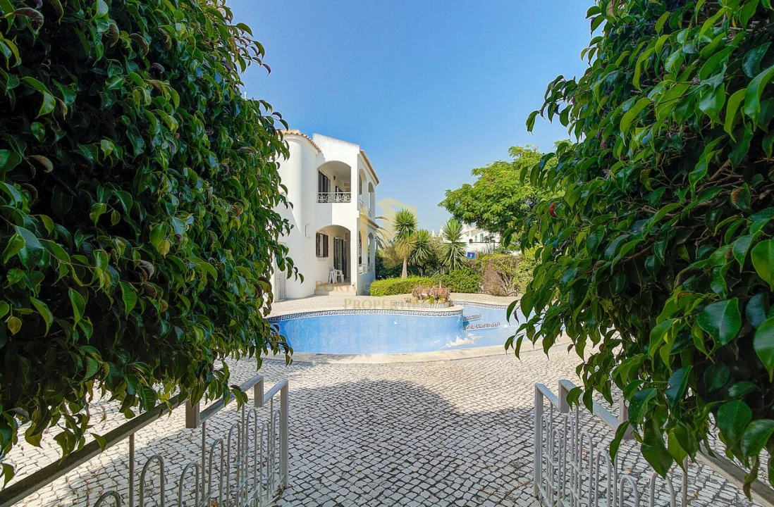 Moradia T4 para Venda em Altura Foto 12