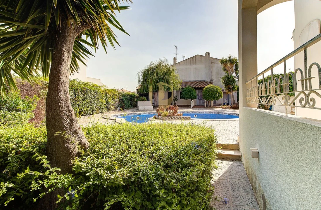 Moradia T4 para Venda em Altura Foto 4