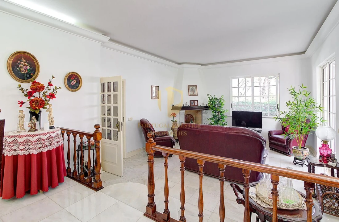 Moradia T4 para Venda em Altura Foto 6