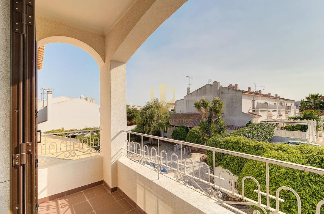 Moradia T4 para Venda em Altura Foto 39