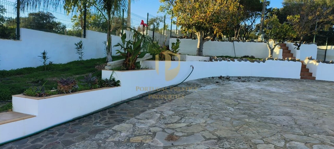 Moradia T5 para Venda em Loule (São Sebastião) Foto 35