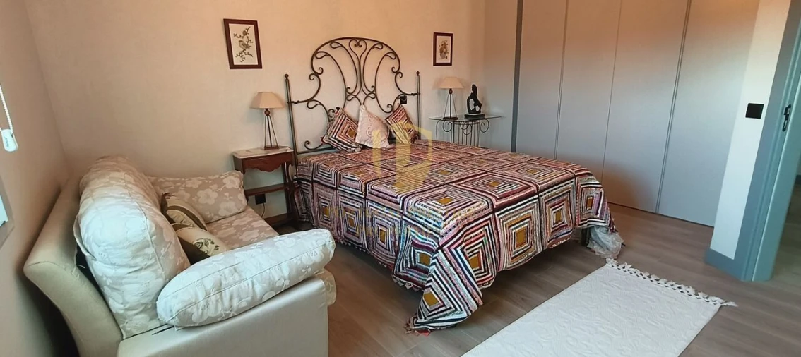 Moradia T5 para Venda em Loule (São Sebastião) Foto 28