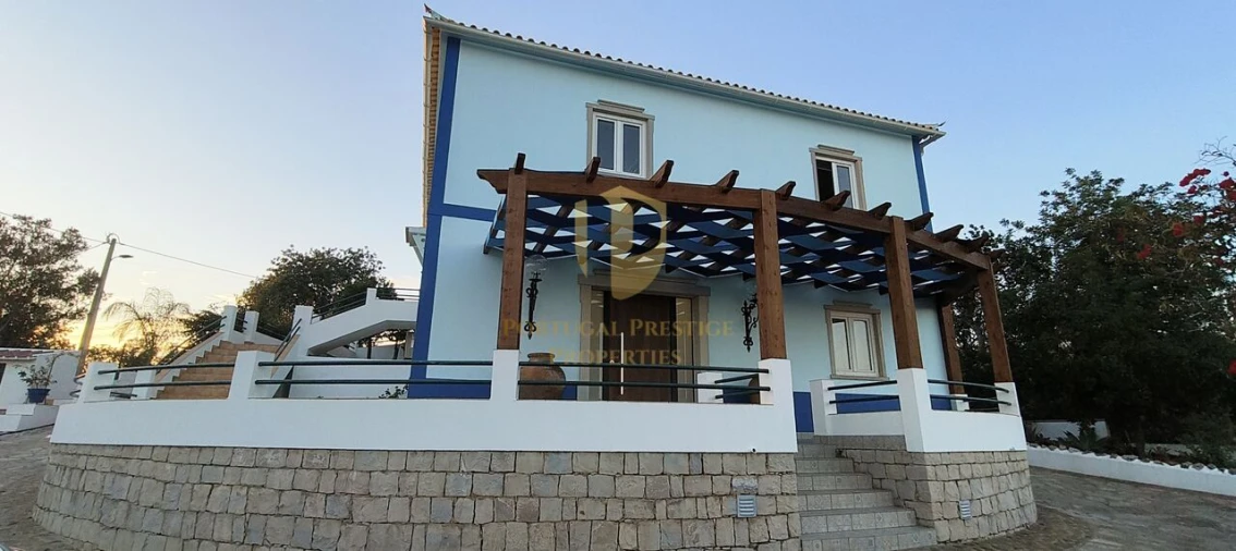 Moradia T5 para Venda em Loule (São Sebastião) Foto 36