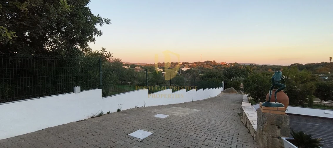 Moradia T5 para Venda em Loule (São Sebastião) Foto 43