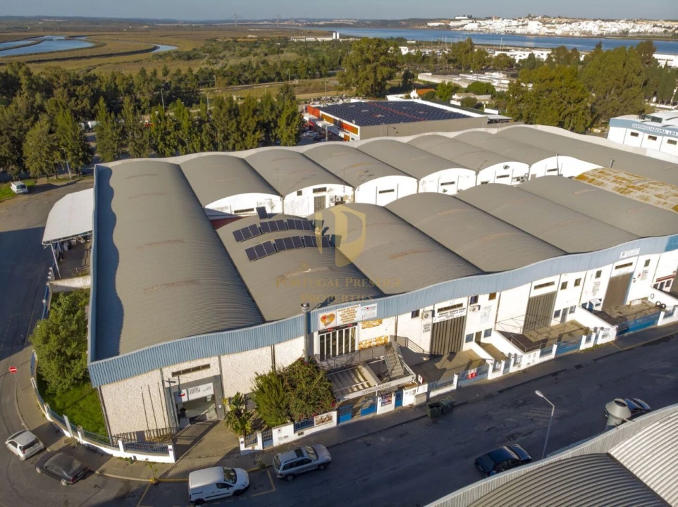 Armazém para Venda em Vila Real de Santo Antonio Foto 3