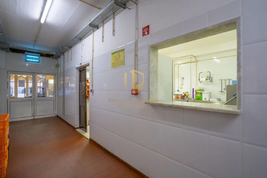 Armazém para Venda em Vila Real de Santo Antonio Foto 17