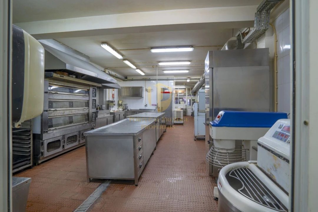 Armazém para Venda em Vila Real de Santo Antonio Foto 48