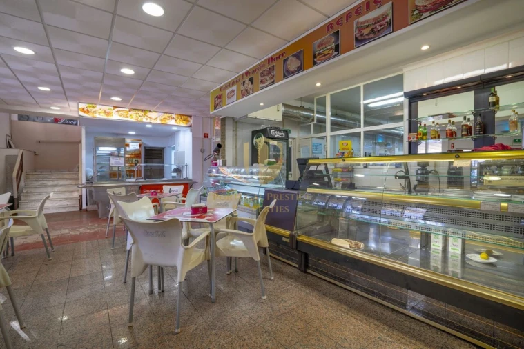 Armazém para Venda em Vila Real de Santo Antonio Foto 4