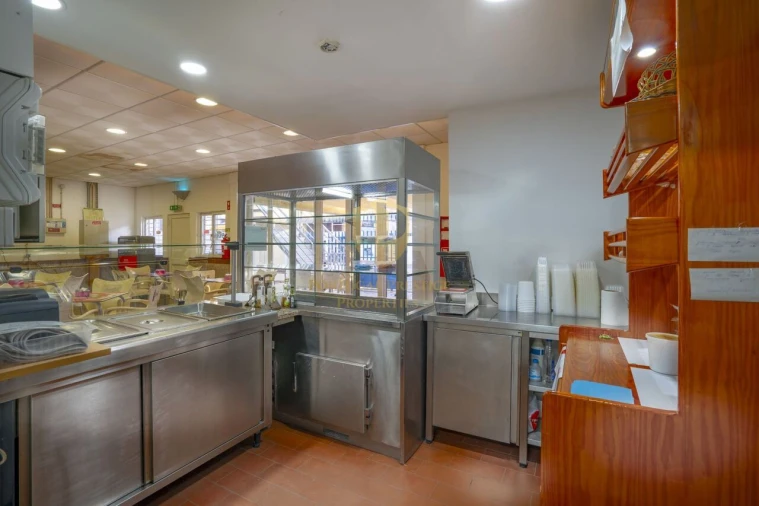 Armazém para Venda em Vila Real de Santo Antonio Foto 13