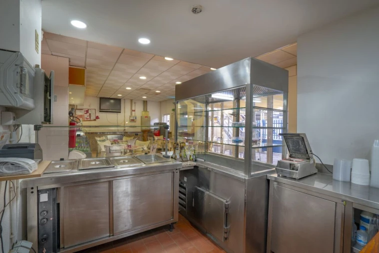 Armazém para Venda em Vila Real de Santo Antonio Foto 15