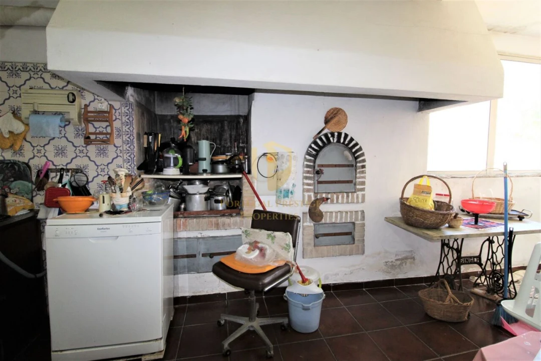 Moradia T2 para Venda em Santa Barbara de Nexe Foto 12