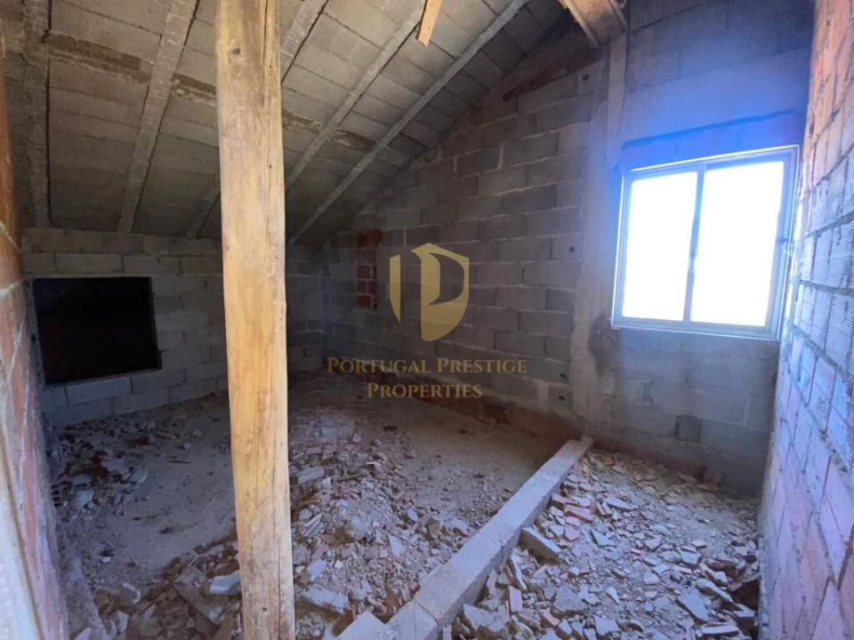 Moradia T2 para Venda em Santa Barbara de Nexe Foto 47