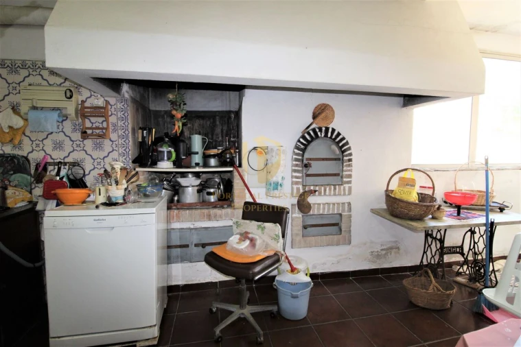 Moradia T2 para Venda em Santa Barbara de Nexe Foto 12