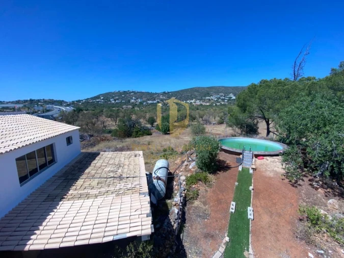 Moradia T2 para Venda em Santa Barbara de Nexe Foto 35