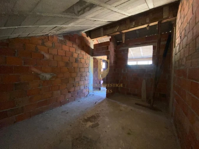 Moradia T2 para Venda em Santa Barbara de Nexe Foto 52