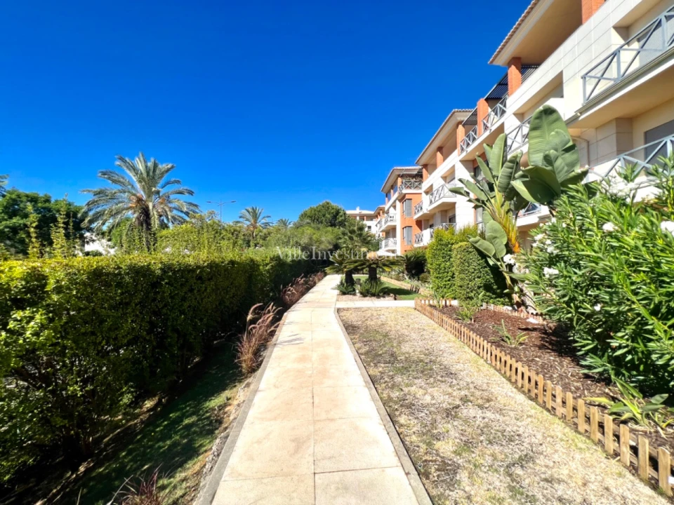 Apartamento T2 para Venda em Albufeira e Olhos de Água Foto 60