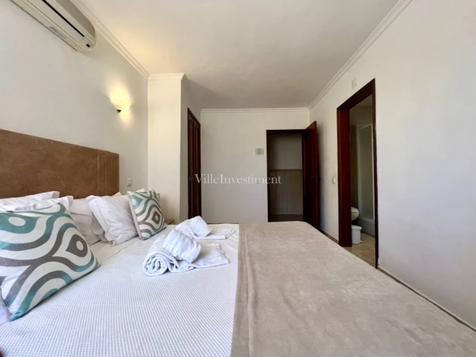 Moradia T12 para Venda em Albufeira e Olhos de Água Foto 75