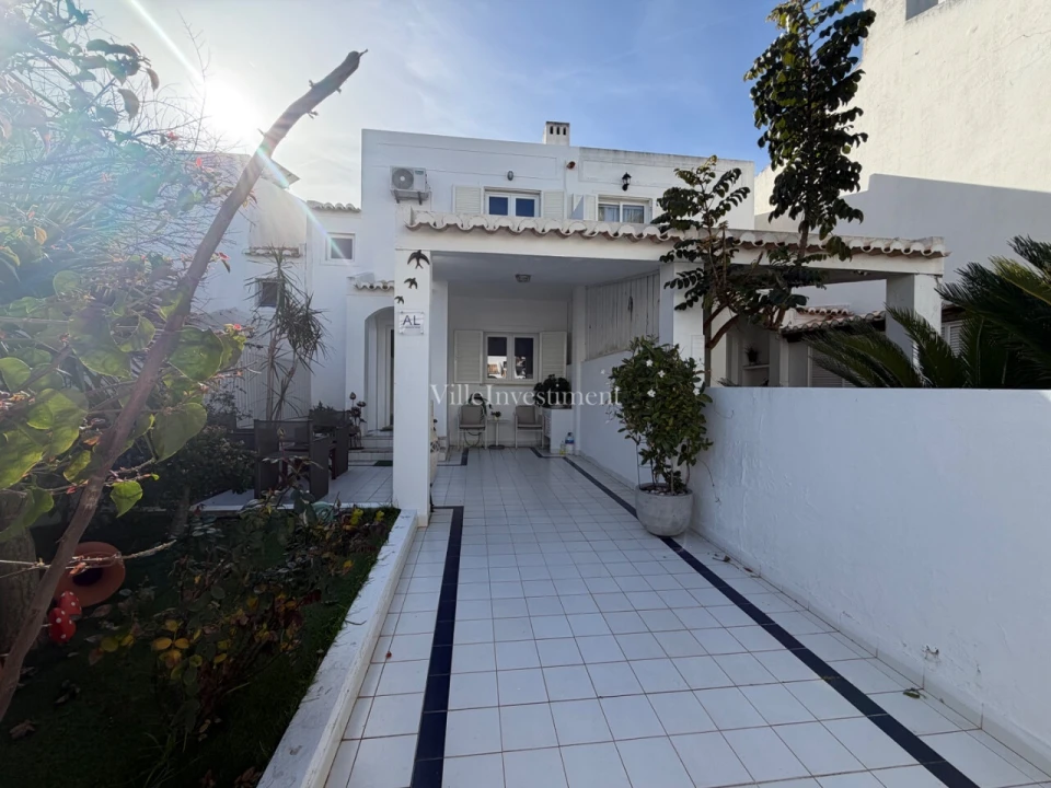 Moradia T2 para Venda em Albufeira e Olhos de Água Foto 1
