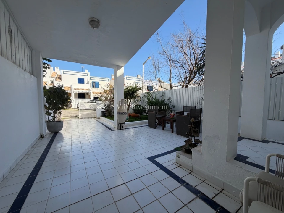 Moradia T2 para Venda em Albufeira e Olhos de Água Foto 4
