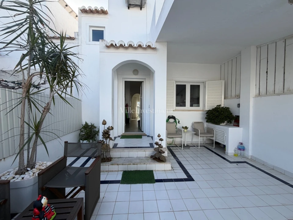 Moradia T2 para Venda em Albufeira e Olhos de Água Foto 10
