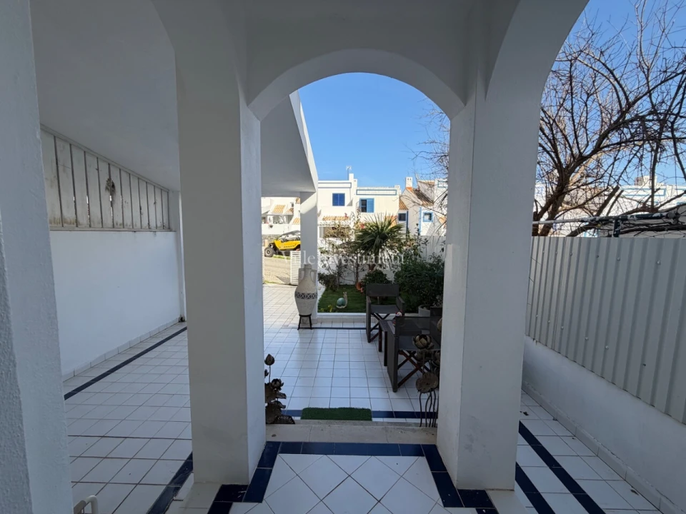 Moradia T2 para Venda em Albufeira e Olhos de Água Foto 7