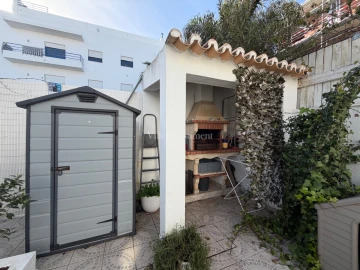 Moradia T2 para Venda em Albufeira e Olhos de Água