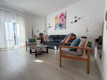 Moradia T2 para Venda em Albufeira e Olhos de Água