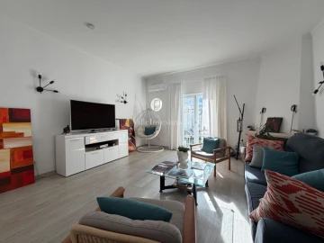 Moradia T2 para Venda em Albufeira e Olhos de Água
