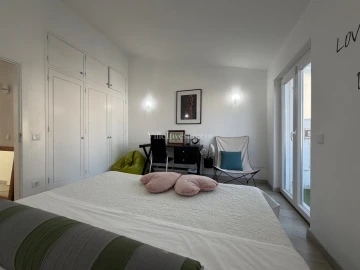 Moradia T2 para Venda em Albufeira e Olhos de Água