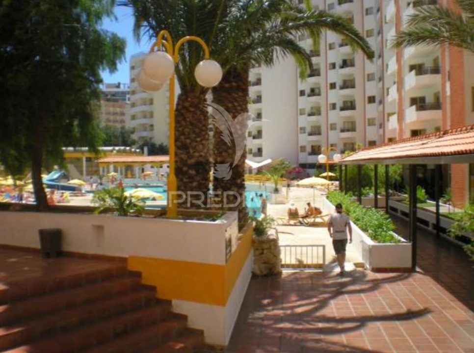 Apartamento T2 para Venda em Portimão Foto 28