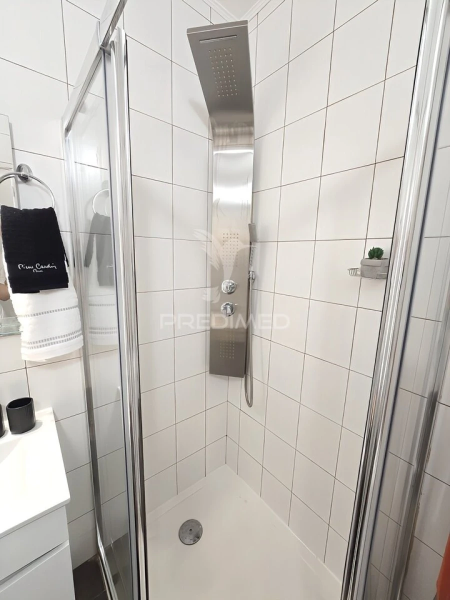 Apartamento T2 para Venda em Portimão Foto 23