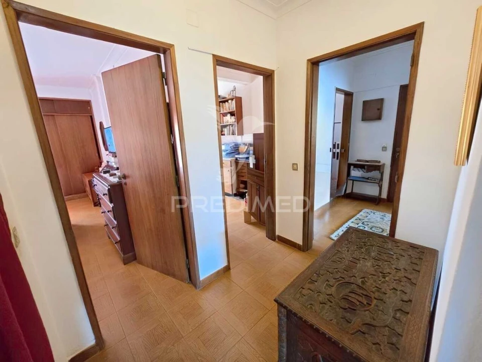 Apartamento T4 para Venda em Alvor Foto 7
