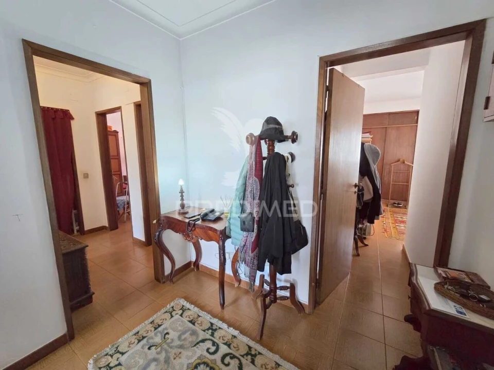 Apartamento T4 para Venda em Alvor Foto 24