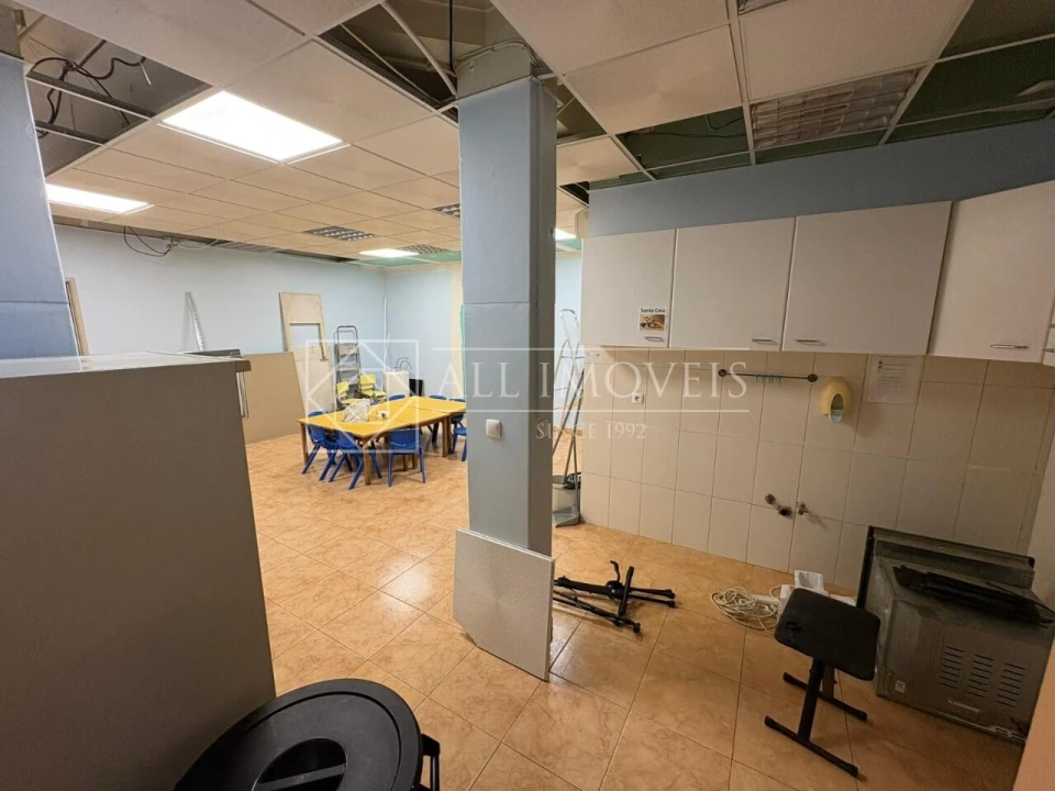 Armazém para Venda em Corroios Foto 3